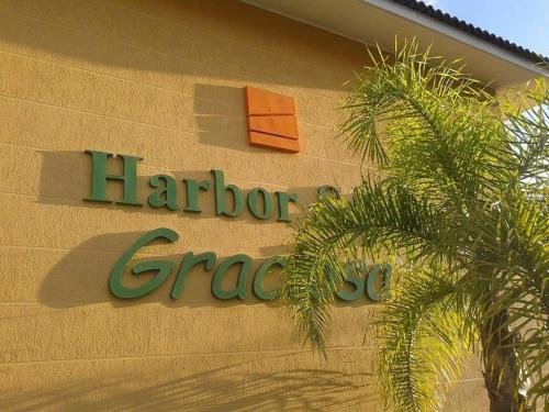 Harbor Self Graciosa Hotel