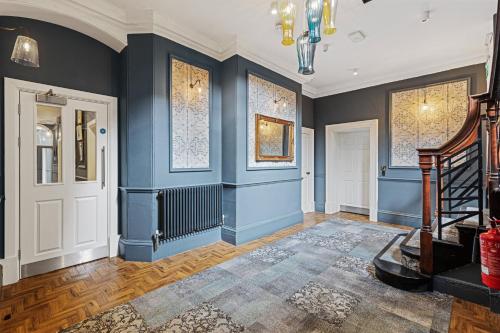 St Martins Lodge - image 9