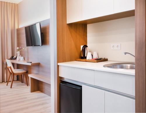 オカク アパートホテル