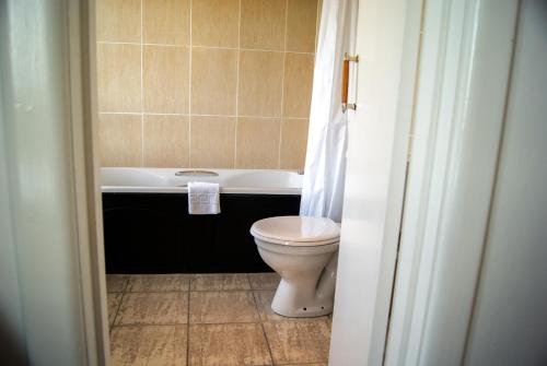 Cumberland Hotel - OCEANA COLLECTION - image 12