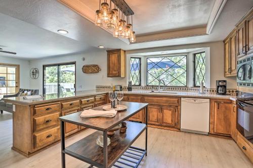 Boho-Chic Home with Game Room Near Lake Gregory - image 5