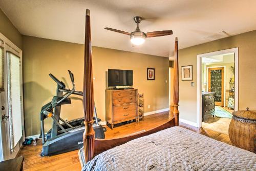 Waterfront Home with Dock 6 Mi to Hot Springs! - image 9