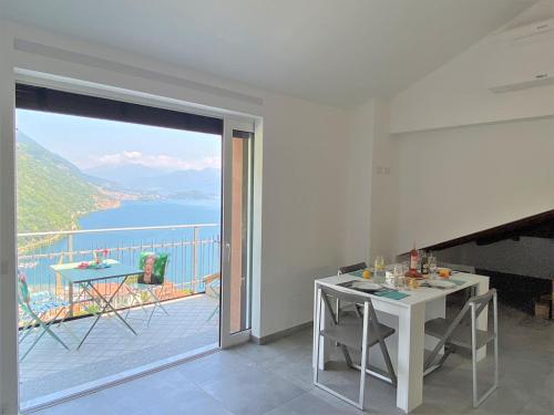 La Rondinella - Loft with fantastic view on Lake Como