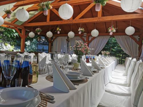 ห้องอาหาร, Noclegi i restauracja Zajazd Pod Skala in ยาสวอ