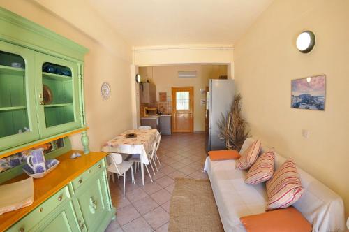  Byronas Apartments in Paleokastritsa