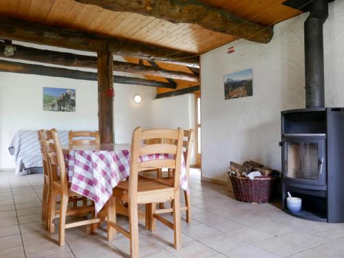 Holiday Home Rustico Dolomia by Interhome in Blenio