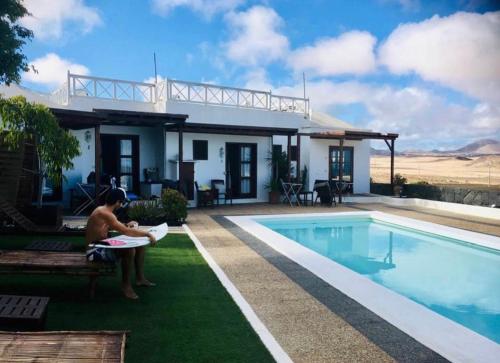  Oasis Surf House Finca in Soo