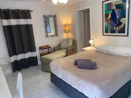 1 queen bed