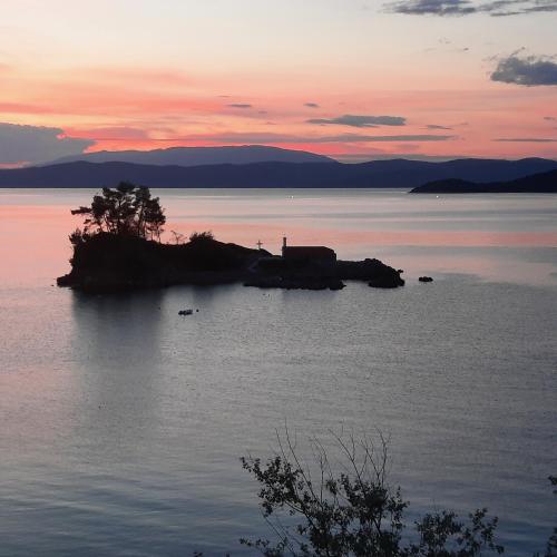  PARADEISOS in Elliniká