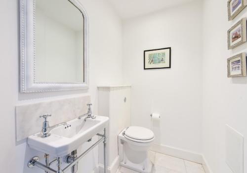 The New Town Idyll @ Dublin Street - image 6