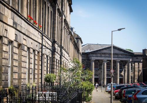 The New Town Idyll @ Dublin Street - image 7