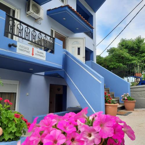  PARADEISOS in Elliniká