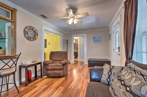 Cozy Gulfport Home Walk to Beach Marina and Casino - image 11