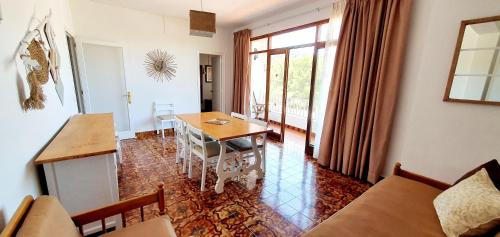 Granada Apartments Familiar Deluxe - image 4
