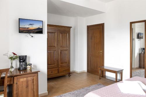 Green Park Room Type - Economy Double Room