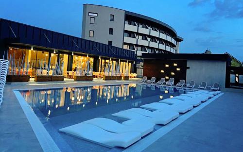 . Hotel Aventus