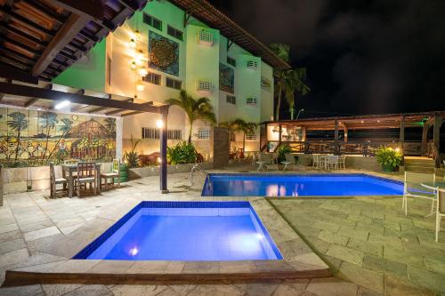 สระว่ายน้ำ, Hotel Costeiro in โอลินด้า