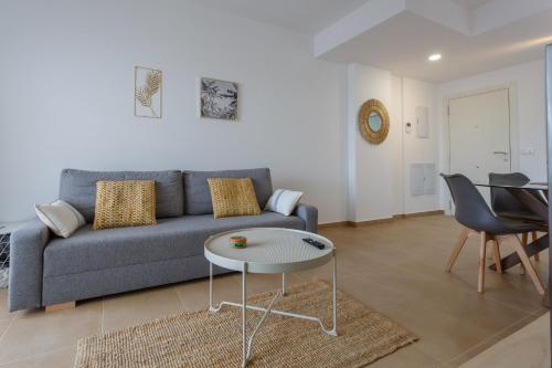 Candor-BEACH Apartment free parking by Cadiz4Rentals