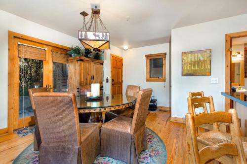 Beautiful Deer Valley Portico Condo - image 3