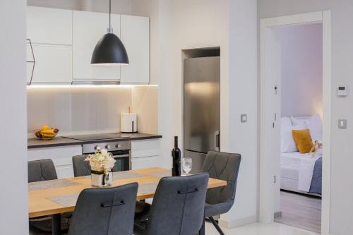 Deluxe Apartment image 3