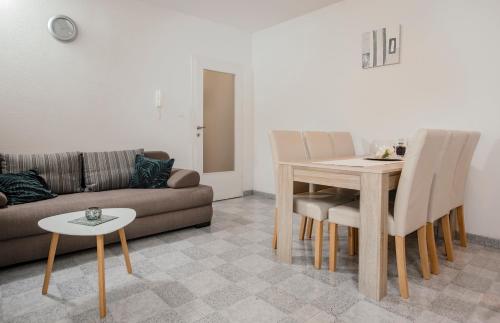Two-Bedroom Apartment image 3