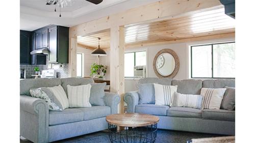 Lazy Z Resort - Long Barn