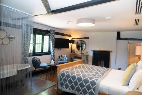 room detail thumbnail 1