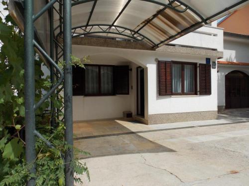 Apartment Malinska 5353e