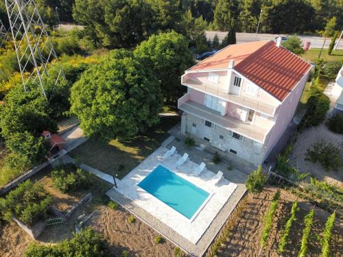 Family friendly house with a swimming pool Solin Split - 18289