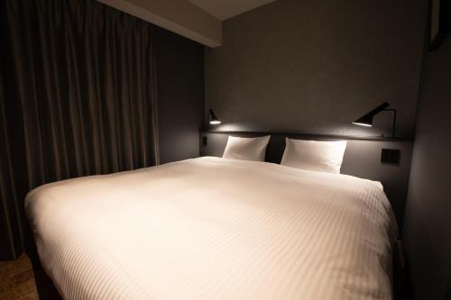 Standard Double Room image 10
