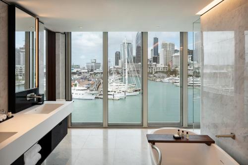 Suite with Harbour View