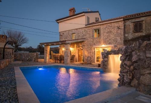 Villa Frank - with pool;
