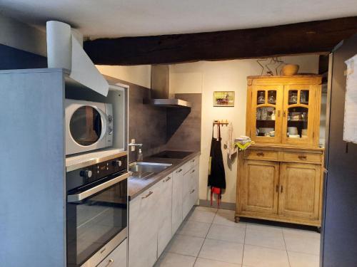 Cozy Holiday Home in Vresse-sur-Semois with Private Pool photo 3