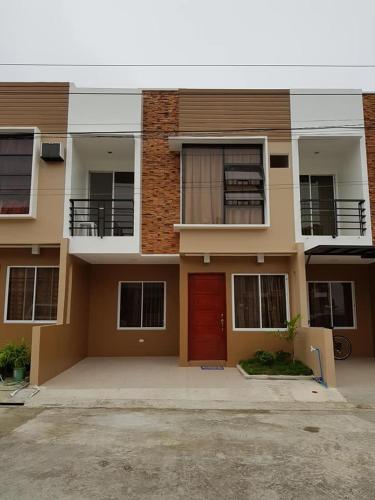 Ramyer Townhouse