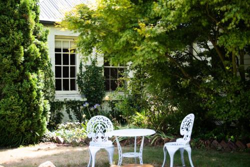 Kert, Fitzpatrick's Inn in Deloraine