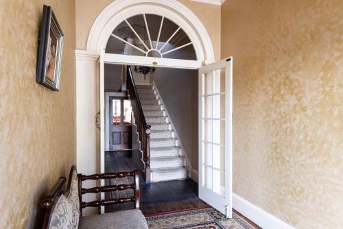 Bejárat, Fitzpatrick's Inn in Deloraine