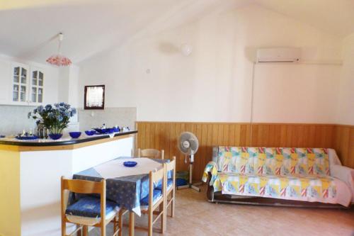 A2 - apt near beach with terrace and the sea view, Blato (photo 3)