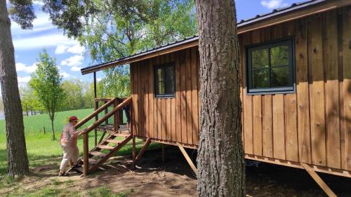 Lacustra Cabanes accessibles en canoé et Chalets tout confort