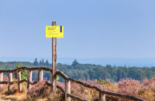 Een gezellige chalet met zonnige buitenruimte op de Veluwe!