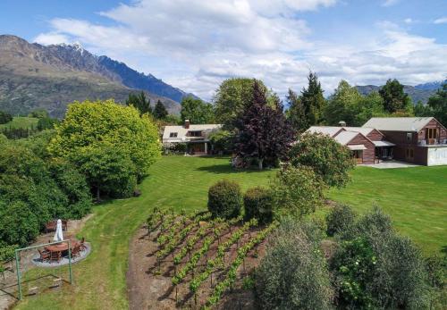 Manata Homestead & Lodge Manata Homestead & Lodge