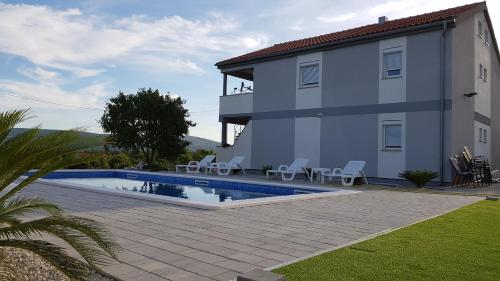 Apartments Zanic with private swimming pool and sea view - Location saisonnière - Starigrad-Paklenica