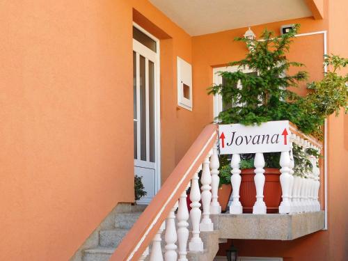 Guest House Villa Jovana - image 4