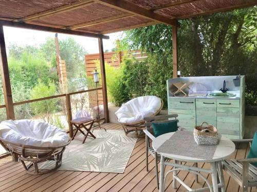  Hauzify I Aires de l´Empordà in Montrás