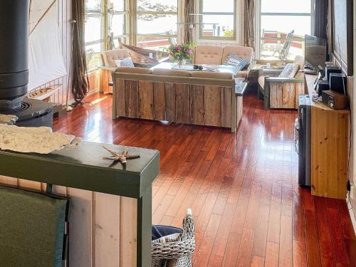 Зручності, 8 person holiday home in Kalvag-By Traum in Калвог