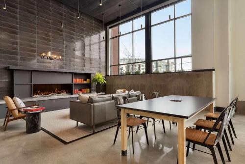 Lobi, Origin Westminster a Wyndham Hotel in Westminster (CO)