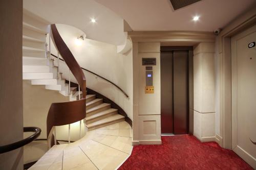 ファロス オールド シティ ホテル