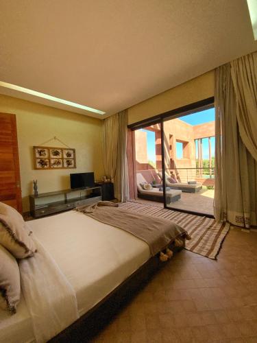 1 queen bed