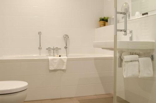 Best Western Plus Hotel Groningen Plaza - image 8