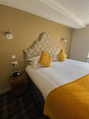 The Lounge Hotel & Bar - main image