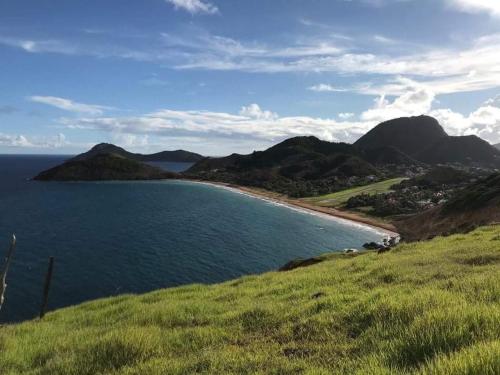 Omgivningar, Sur L'Anse in Terre-de-Haut